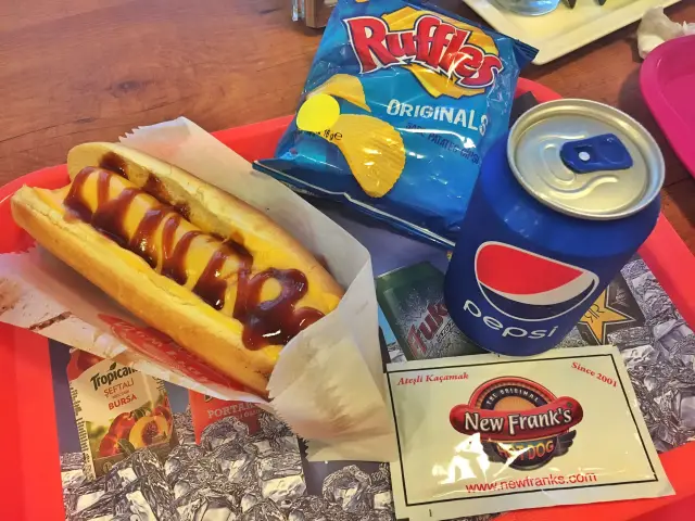 New Frank's Hot Dog'nin yemek ve ambiyans fotoğrafları 23