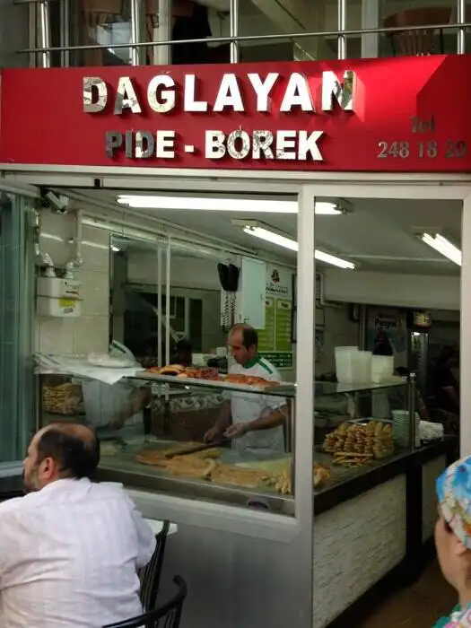 Hamur Merdane Börek ve Pide Salonu'nin yemek ve ambiyans fotoğrafları 5