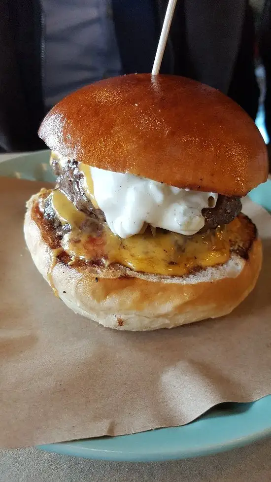 Etmanyak Burger&Sosis'nin yemek ve ambiyans fotoğrafları 19