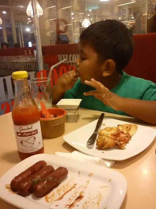 Gambar Makanan Pizza Hut - DTC - Depok Maharaja 8