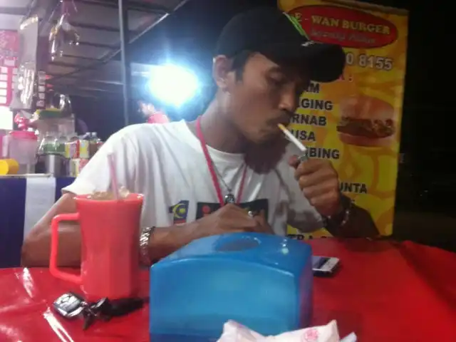E-Wan Burger Saujana Putra Food Photo 6