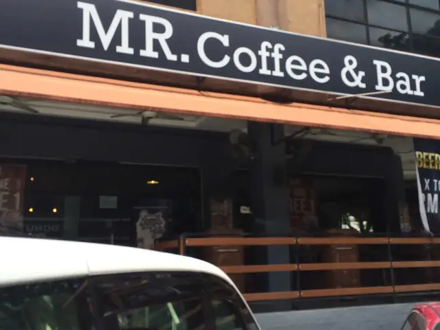 MR. Coffee & Bar Food Photo 4