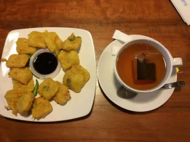 Gambar Makanan Tong Tji Tea Bar 6