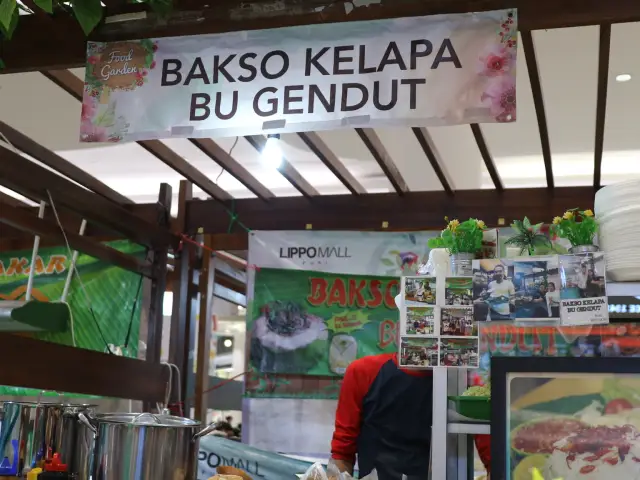 Gambar Makanan Bakso Kelapa Bu Gendut 8