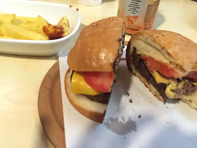 Komşu Kasap Burger'nin yemek ve ambiyans fotoğrafları 18