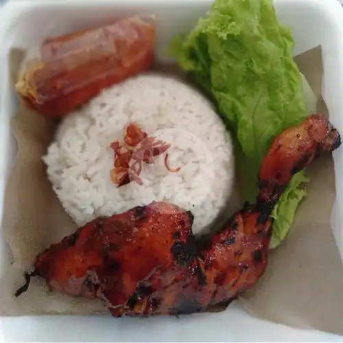 Gambar Makanan Ayam Bakar Madu & Goreng Kremes MAMA IRA, Bekasi Barat 9