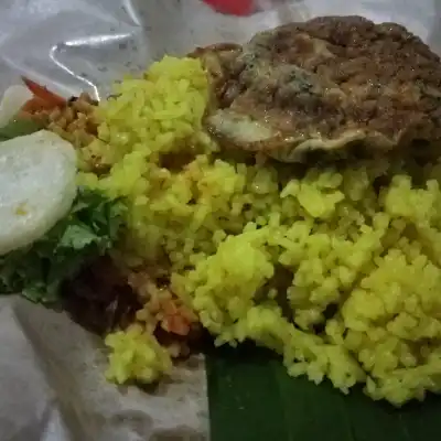 Nasi Kuning Arwana