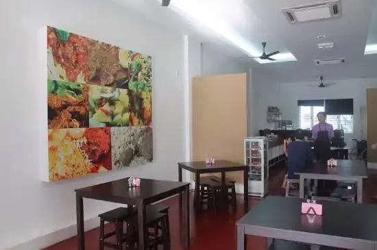 Enaaq Restoran