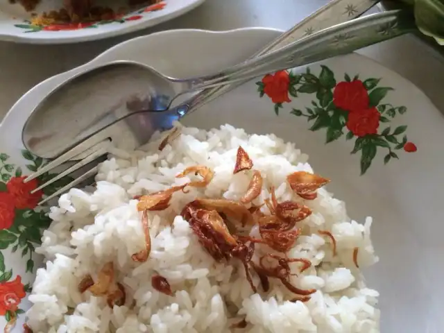 Gambar Makanan Nasi Uduk Betawi Tenda Biru 18