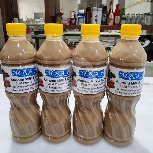 Gambar Makanan Susu Almond Makassar 9