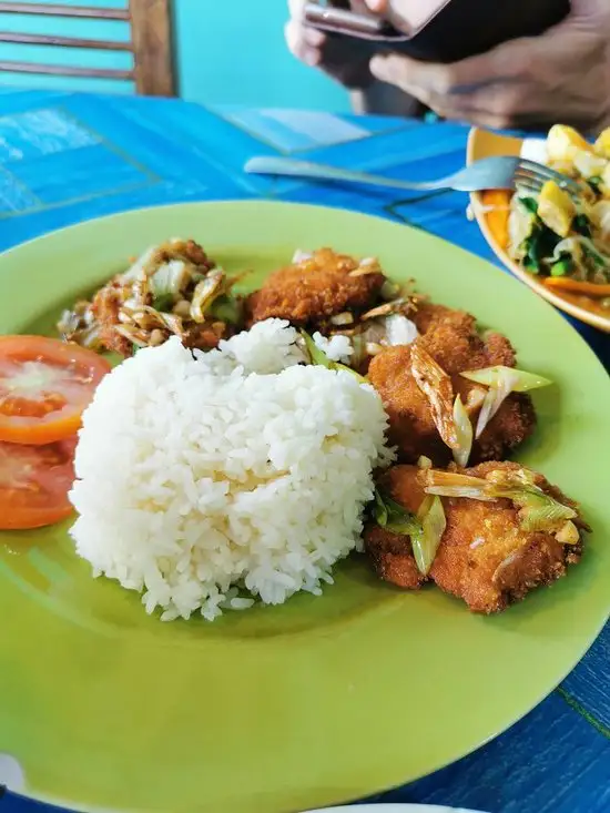 Gambar Makanan Roys Cafe (Warung Iboe Bakoel)' 13