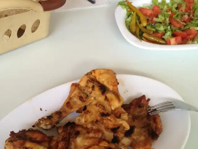 Pınar Piliç Izgara'nin yemek ve ambiyans fotoğrafları 2