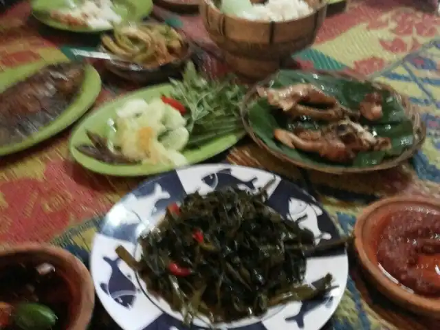 Gambar Makanan Warung Lesehan Pak H. Sholeh 10