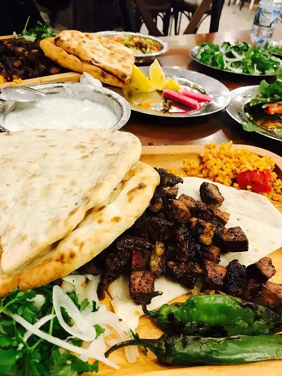 Ciğerci Mustafa'nin yemek ve ambiyans fotoğrafları 16