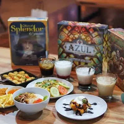 Maple Board Game Cafe