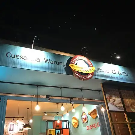 Gambar Makanan Cuesadilla Warung 8