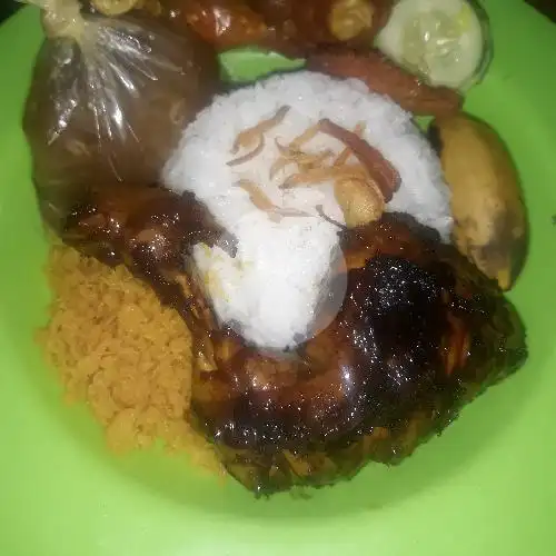 Gambar Makanan Ayam Geprek Kremess 'Santi' & Mie Pedes Mampuss, Radial 7