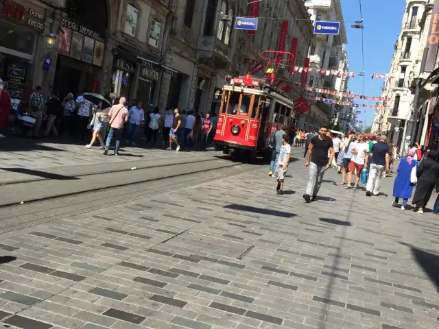 Beyoğlu Taksim'nin yemek ve ambiyans fotoğrafları 5