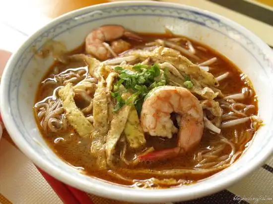 Tinot Laksa Sarawak Food Photo 3