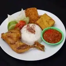 Gambar Makanan Ayam Geprek Alesha 7