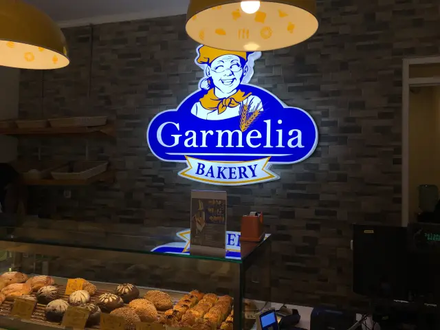 Gambar Makanan Garmelia Bakery 8