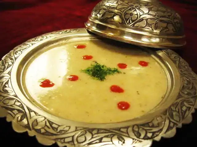 Güler Osmanlı Mutfağı'nin yemek ve ambiyans fotoğrafları 1