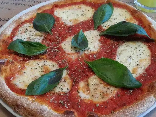 Olive's Pizzeria'nin yemek ve ambiyans fotoğrafları 47