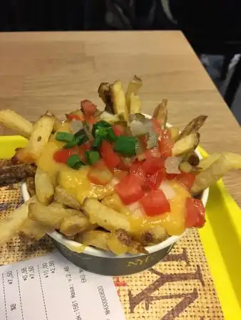 New York Fries'nin yemek ve ambiyans fotoğrafları 1