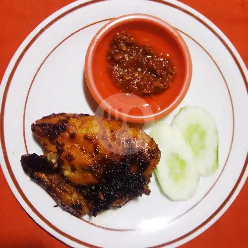 Gambar Makanan Ayam Tulang Lunak Amalia, Ratna 4