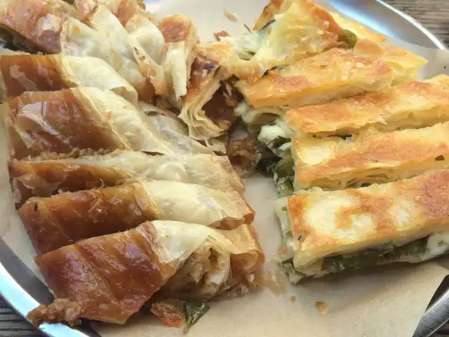 Kadıköy Merkez Börekçisi'nin yemek ve ambiyans fotoğrafları 18