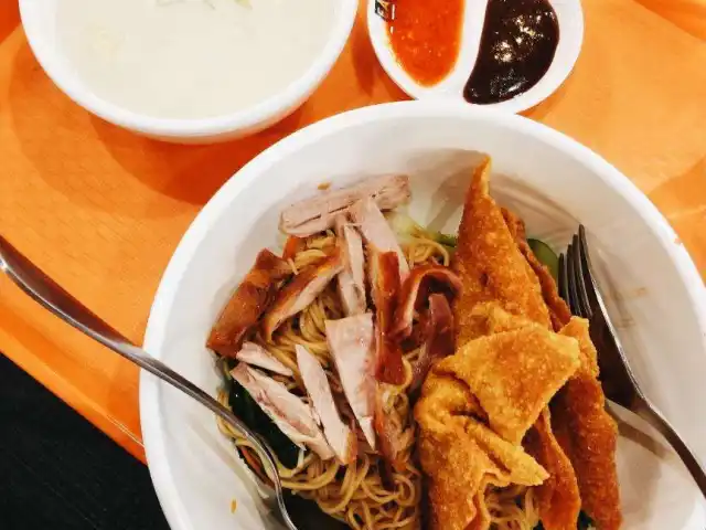 Gambar Makanan Singapore Hainanese Chicken Rice 18