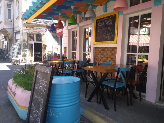 Hayal Adası Cafe & Bistro'nin yemek ve ambiyans fotoğrafları 3