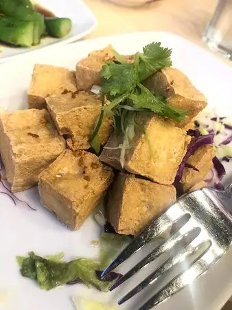 Tiong Bahru Hainanese Chicken Rice Food Photo 1