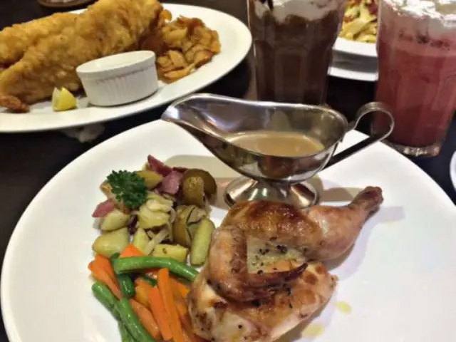 Gambar Makanan Harlequin Bistro 9