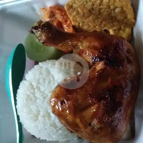 Gambar Makanan Ayam Bakar Mbak Wati, Medoho 1