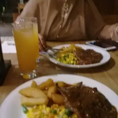 Abuba Steak - Grand Wisata