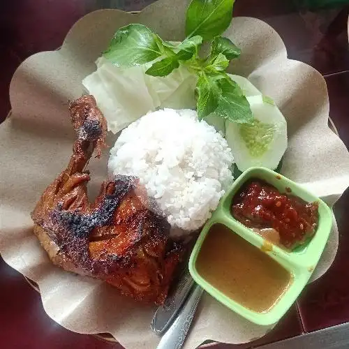 Gambar Makanan Bakso dan Ayam Bakar Pak Raden, Bukit Sangkal 1