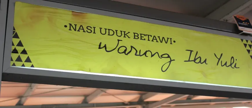 Gambar Makanan Nasi Uduk Betawi Warung Bu Yuli 4