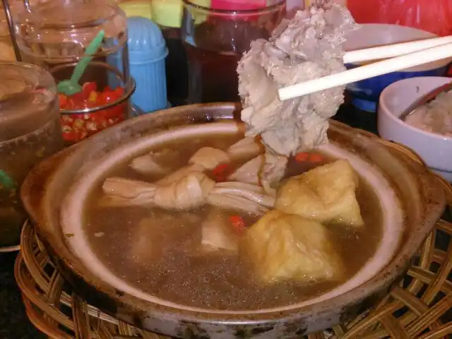 Gambar Makanan Aseng Bakut Teh and Chinese Food 8