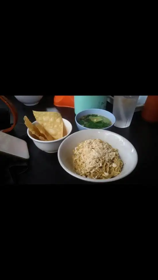 Gambar Makanan Mie Baso Akung 20