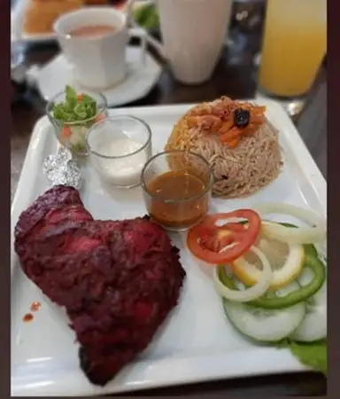 Gambar Makanan Indian Resto Batu 17