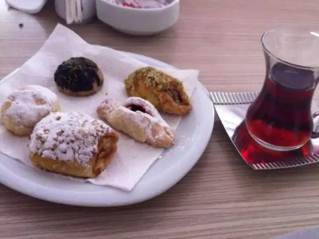 Hancı Pastanesi Otogar Şubesi'nin yemek ve ambiyans fotoğrafları 2