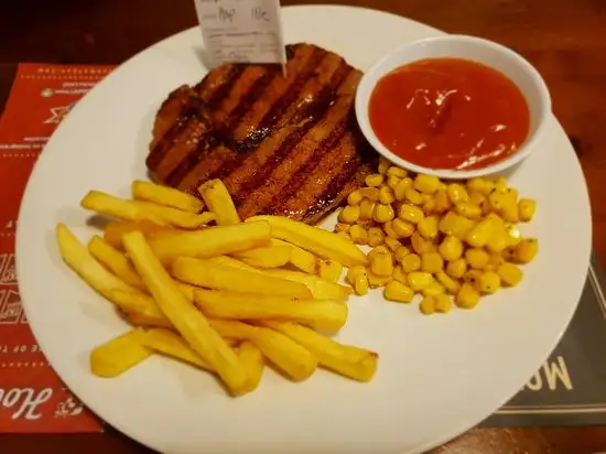 Gambar Makanan Steak Hotel by Holycow! TKP BSD 9