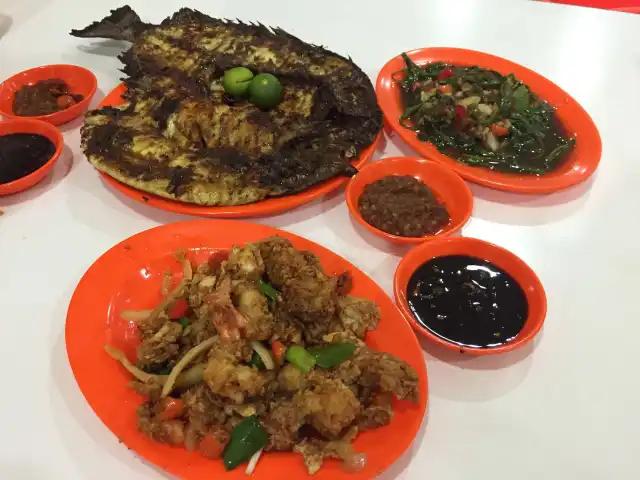 Gambar Makanan Seafood Trisulo 234 20