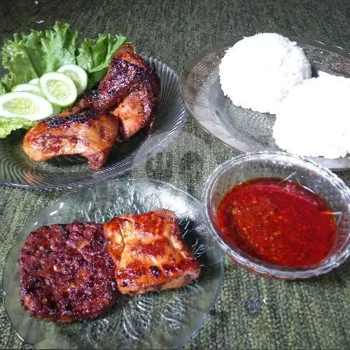 Gambar Makanan Ayam Bakar Kalasan Warung Pengkolan, Petogogan 5