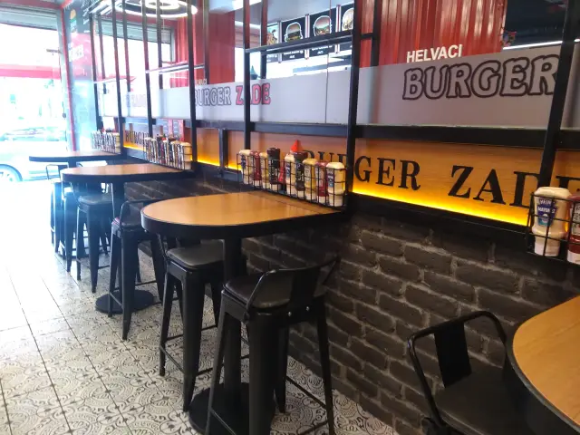 Burger Zade'nin yemek ve ambiyans fotoğrafları 3