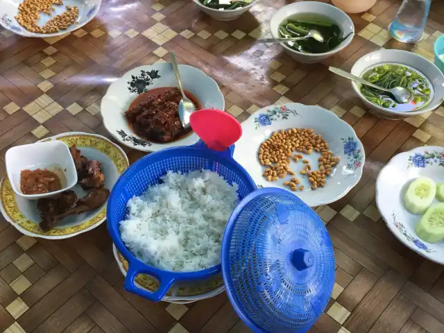 Gambar Makanan RM. Khas Ayam Rarang 2