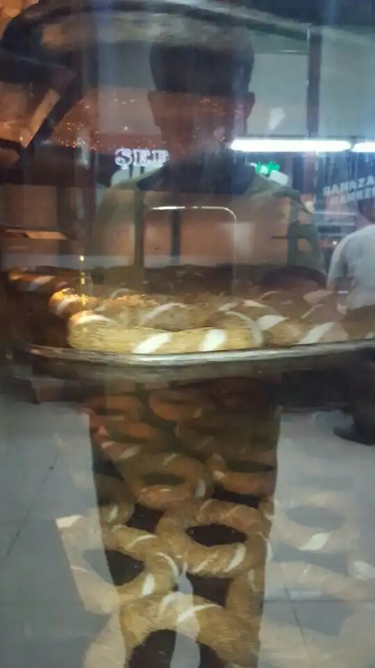 Şefkat Ekmek Cıtır Simit'nin yemek ve ambiyans fotoğrafları 2