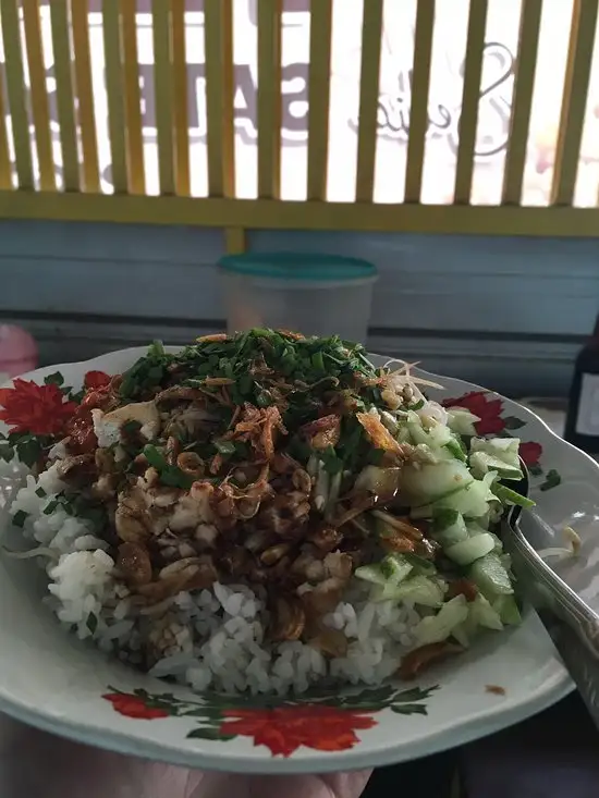 Gambar Makanan Nasi Lengko H. M Sadi 10