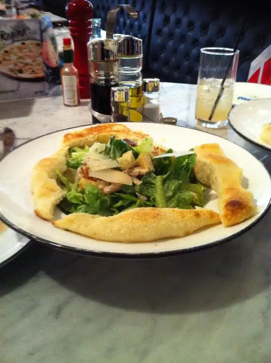 Gambar Makanan Pizza Express 9